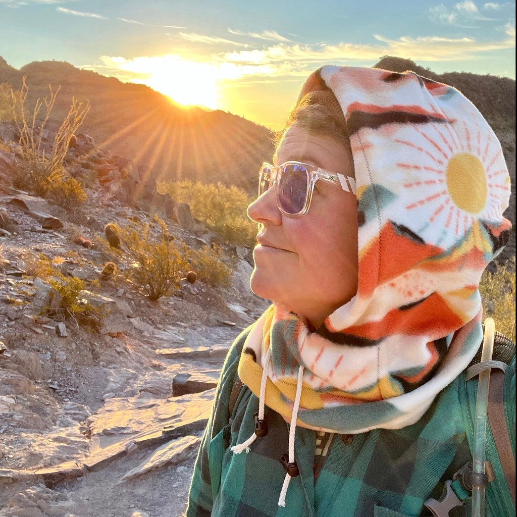 Hood, Arizona Mountains