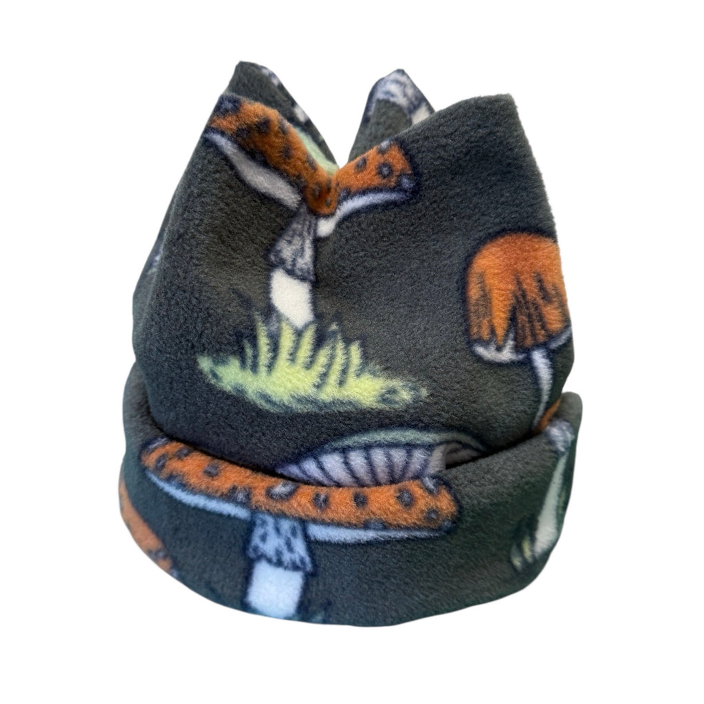 Four Point Hat (multiple colors)
